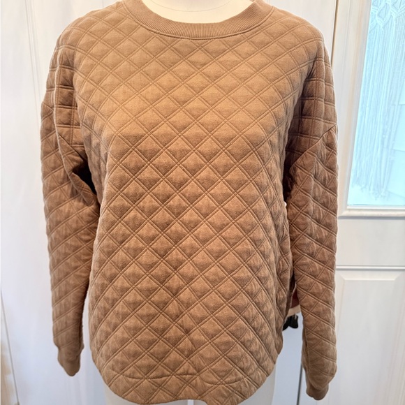 Joyspun Sweaters - Joyspun Quilted Tan Sweater